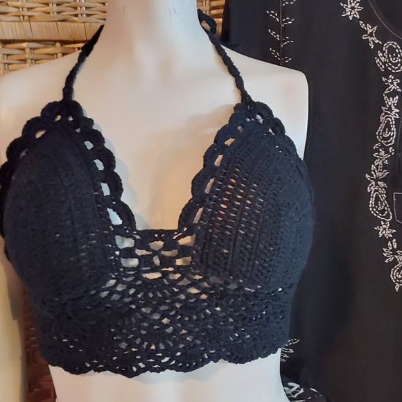 Crochet bathing top - Picture 5 of 5
